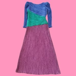 Pretty vintage colorblock dress